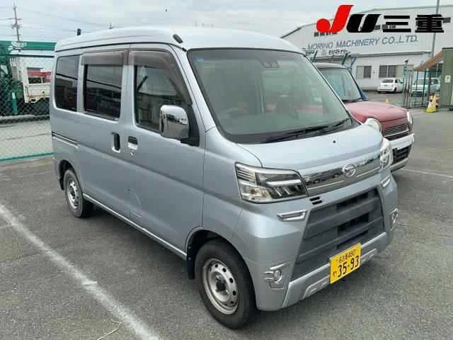 Daihatsu Hijet Cargo S331V 2018
